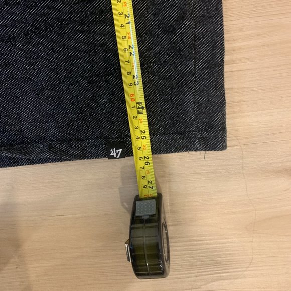 Men's '47 Toronto Raptors NBA '95 1/4 Button Sweater in a Size Large - Picture 5 of 5